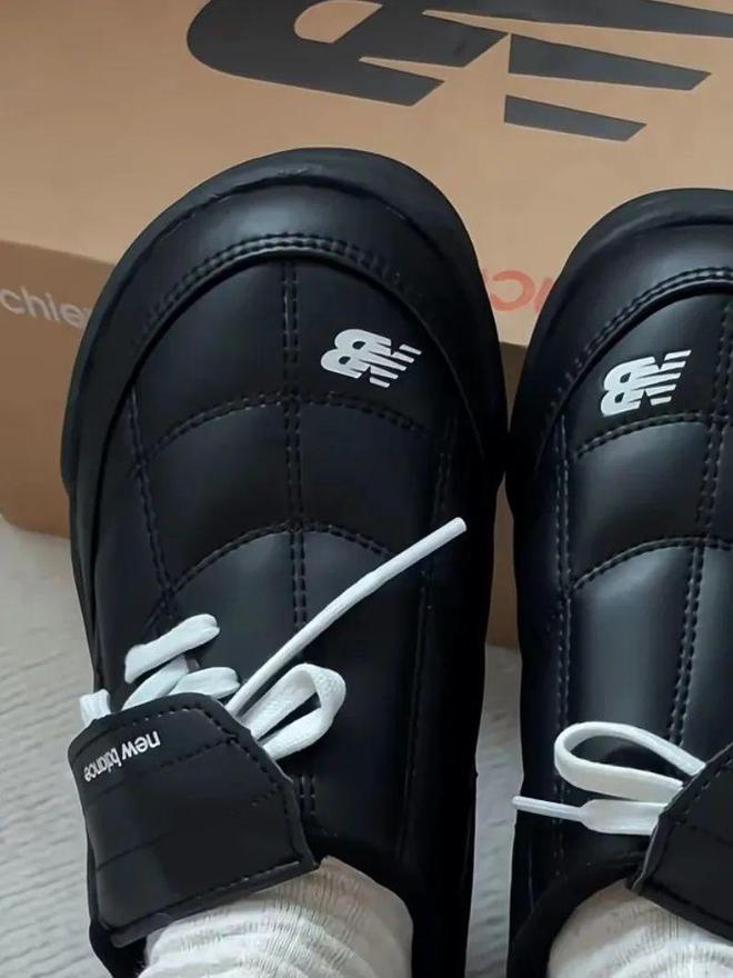 “潜力股”SNEAKERS值得关注！！！新利体育luck18极致黑才够帅！这4双(图21)