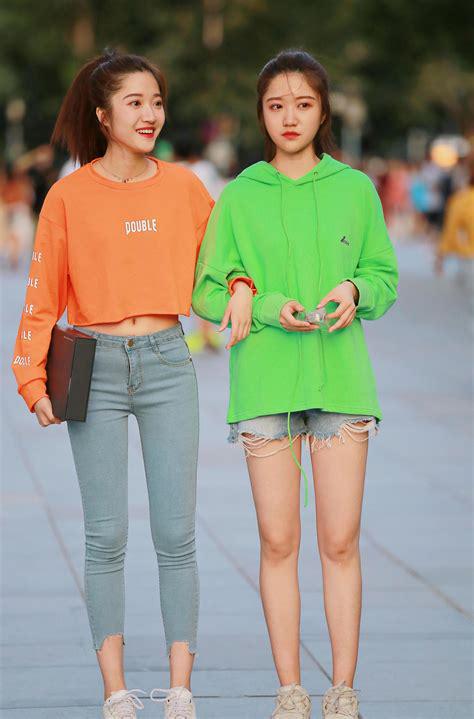 生的穿搭秘诀与风格推荐！新利体育登录不同年龄段女(图6)