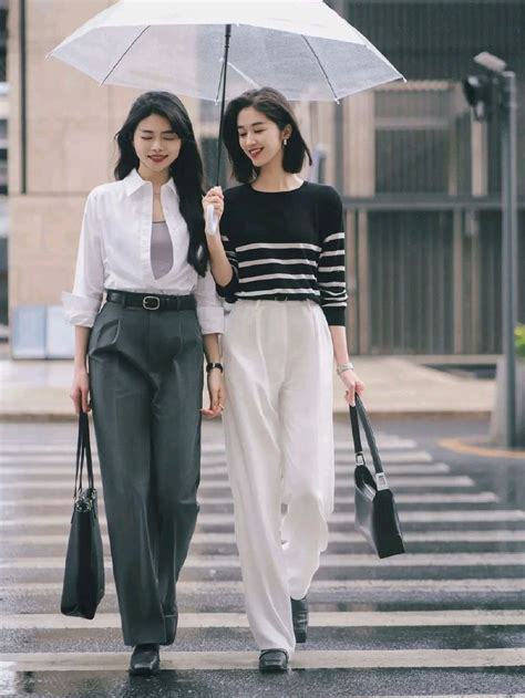生的穿搭秘诀与风格推荐！新利体育登录不同年龄段女(图5)