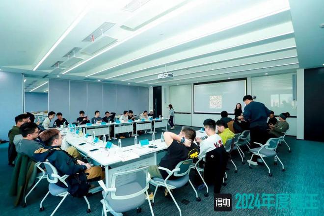 单？是不是只有得物才有底气这么狂新利体育app地表最强年度鞋王榜(图11)