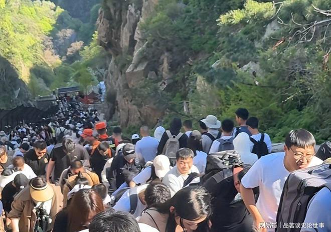 小时山顶寻找父母心碎。福建8岁男孩失踪24(图7)