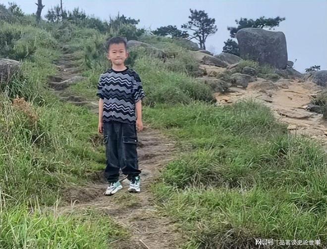 小时山顶寻找父母心碎。福建8岁男孩失踪24(图9)